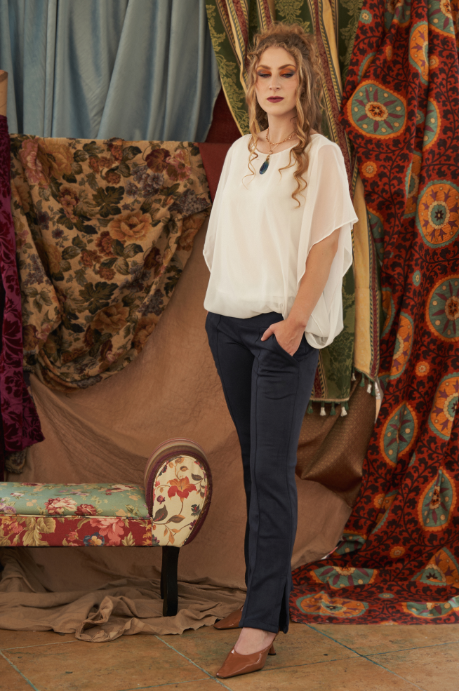 side zipper, sueded stretch fabric, ankle slit , pockets